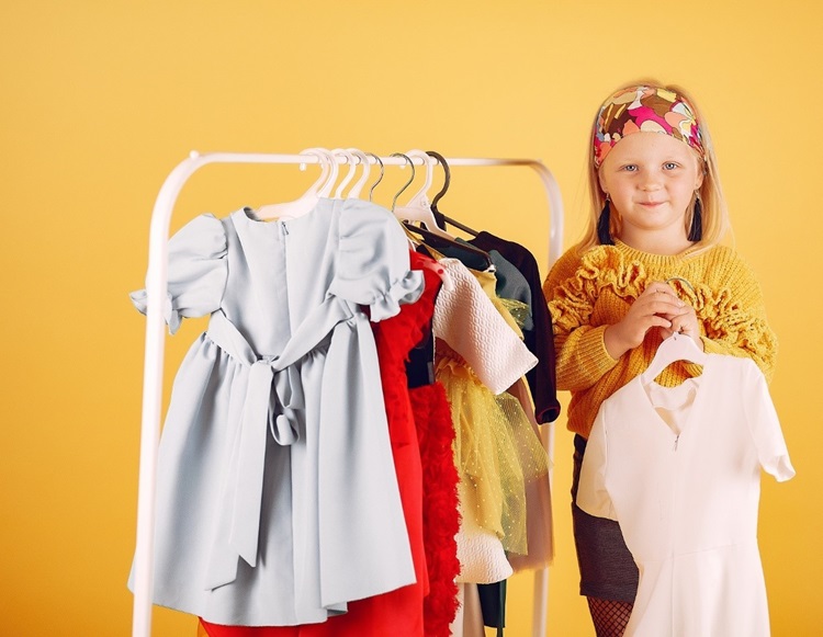 خرید عمده لباس اسپرت بچگانه هوشمند